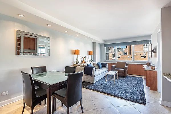 1st image of 101 W 12th St APT 15L