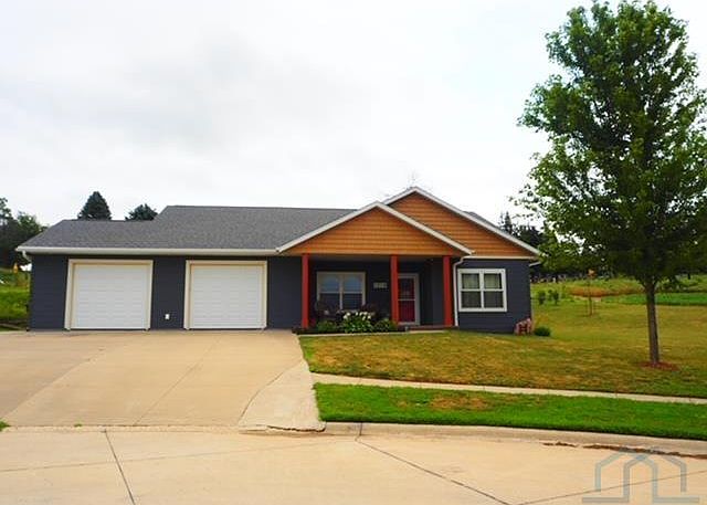 1st image of 1510 Megans Way