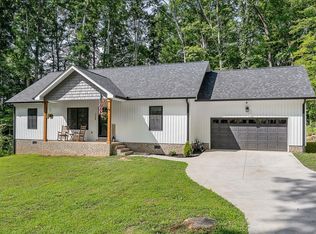 138 Sherwood Forest Rd, Livingston, TN 38570