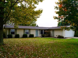 2118 S Packerton Rd, Warsaw, IN 46580