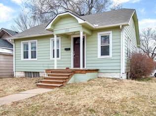 350 E Clark Ave, Augusta, KS 67010