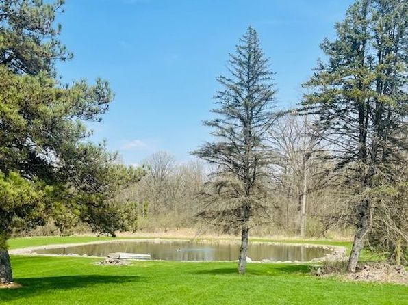 71423 E Pond Creek Dr, Romeo, MI 48065