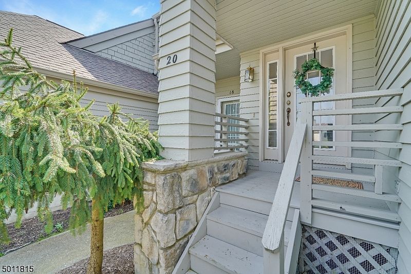 1st image of 20 Harker Hill Dr #1120