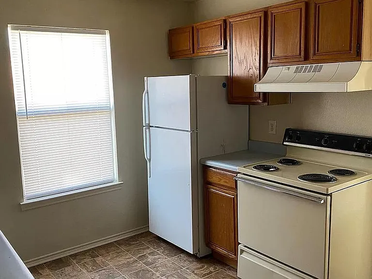 607 W Church Ave #1 — Photo 2