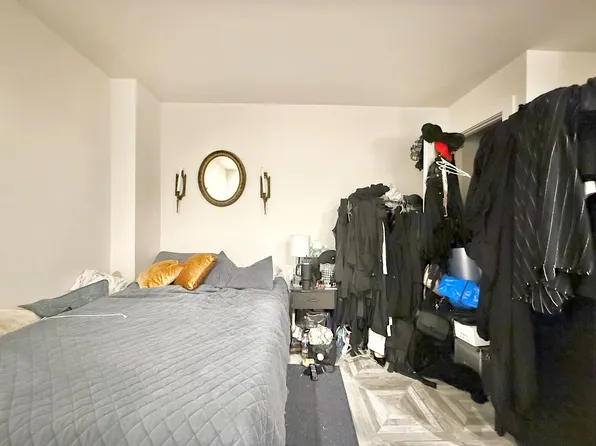 83 Starr Street image 8 of 8