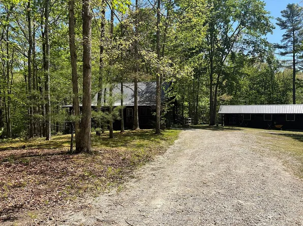 784 Wilderness Trl, Oneida, TN 37841