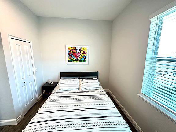 5th image of 6729 Bridgman St #6729