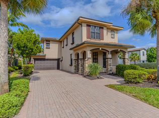 1233 Kendari Ter, Naples, FL 34113