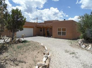 5 Cielo Estrellado Dr, Edgewood, NM 87015