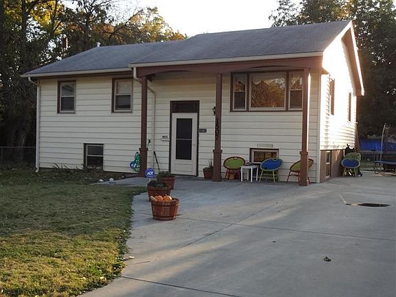 3rd image of 1507 Washburn Cir
