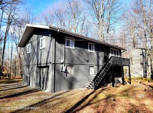 21 Ridge Dr, Gouldsboro, PA 18424
