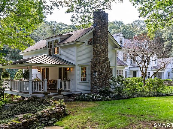 2nd image of 6 Pine Hill Road