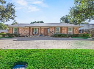 6136 Danbury Ln, Dallas, TX 75214