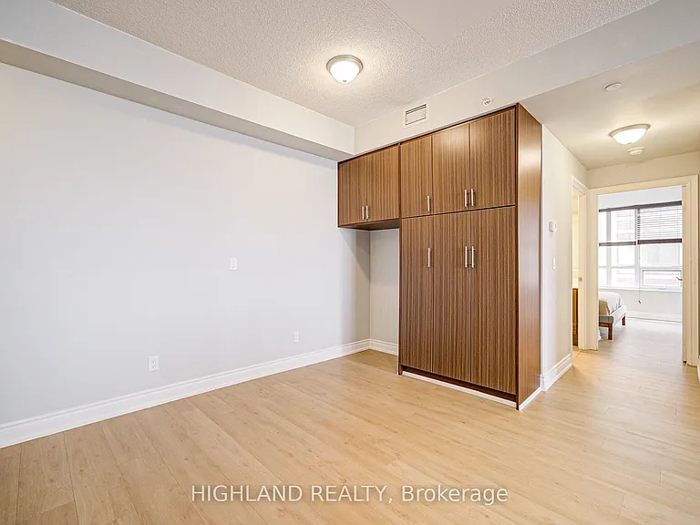 89 S Town Centre Blvd #805 — Photo 6