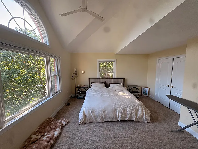 8118 Madrillon Ct — Photo 20