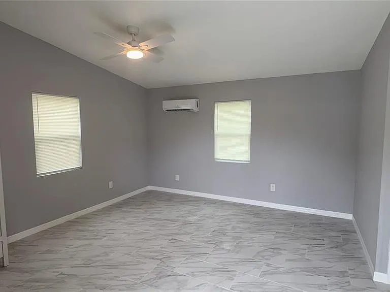 8623 N Willow Ave #B — Photo 6