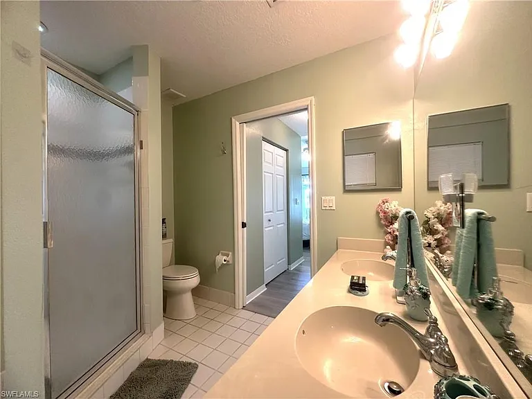 6880 Huntington Lakes Cir #203 — Photo 11