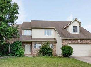 4132 Kingshill Cir, Naperville, IL