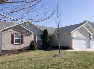1944 Lunenburg Dr, O Fallon, MO 63376