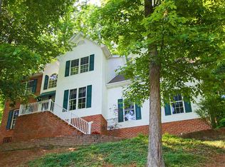 208 Teays Mdws, Scott Depot, WV 25560