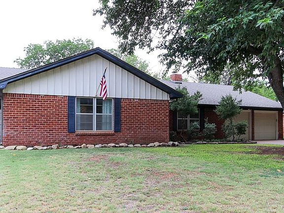 3rd image of 1810 Delwood Dr