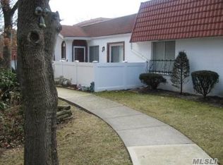 235 Birchwood Rd #55, Medford, NY 11763