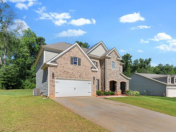2nd image of 128 Charolais Dr