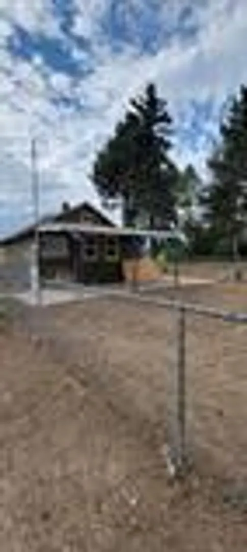 Charming 3-Bedroom Home with Large Backyard in West Greeley — Photo 2