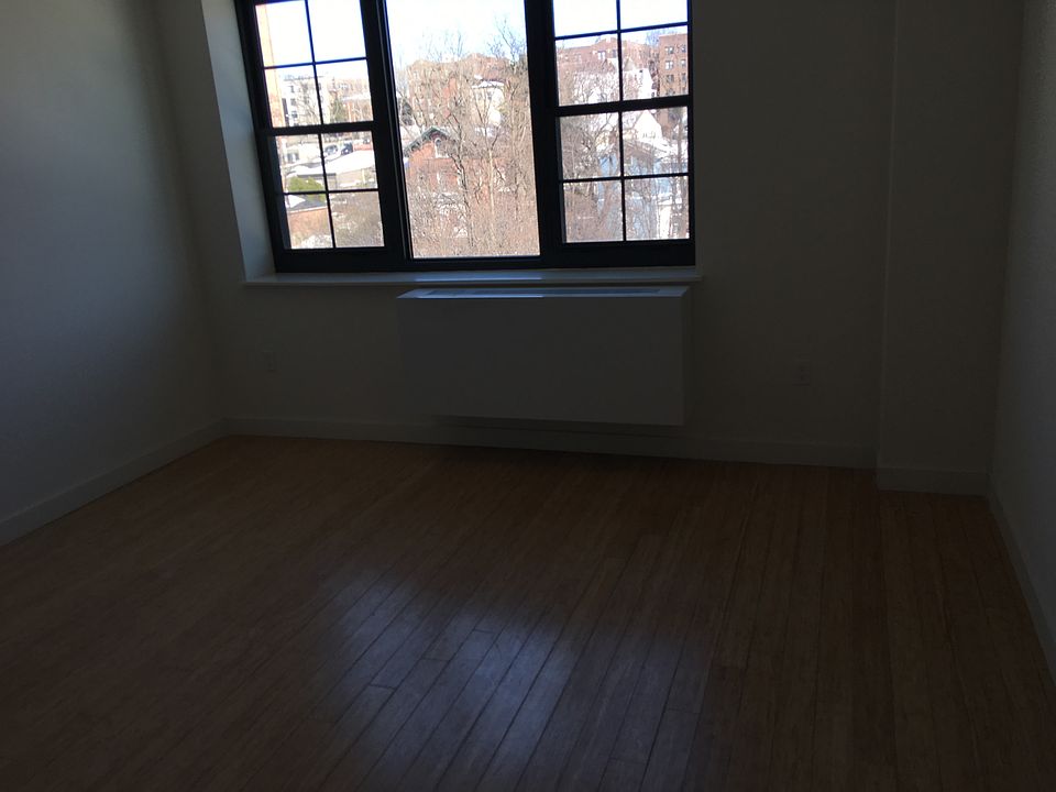 1st image of 49 N Broadway