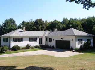 13 School St, Hopkinton, MA 01748