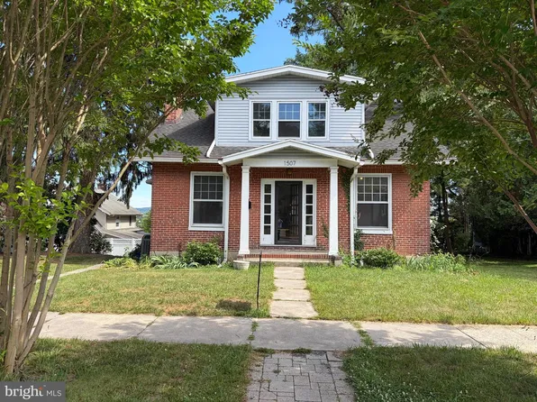 1507 Walnut St, Camp Hill, PA 17011