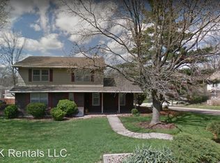 17 E Burnam Rd #B, Columbia, MO 65203