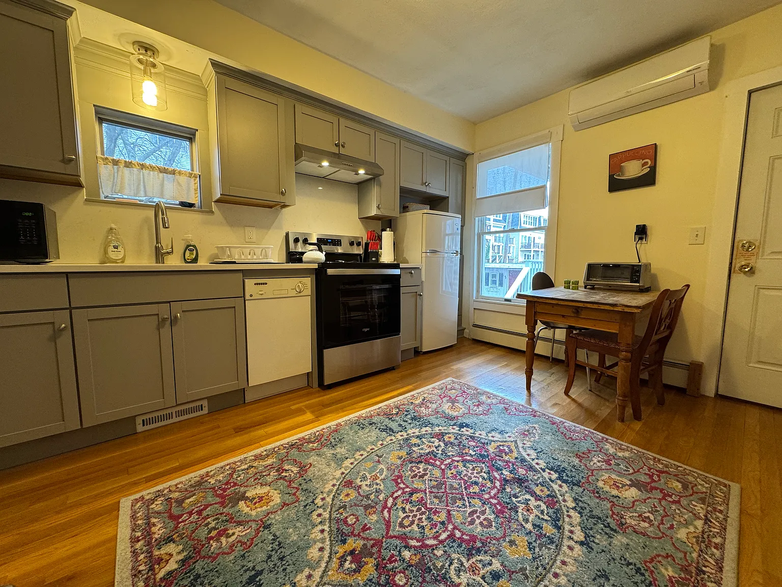 1 bed, 650 sqft, $2,700 — Photo 3