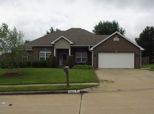 5804 Kelsey Dr, Columbia, MO 65202