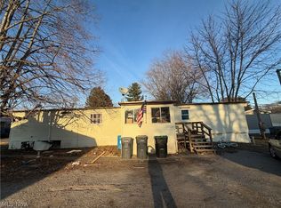 26 W 11th St, Dresden, OH 43821