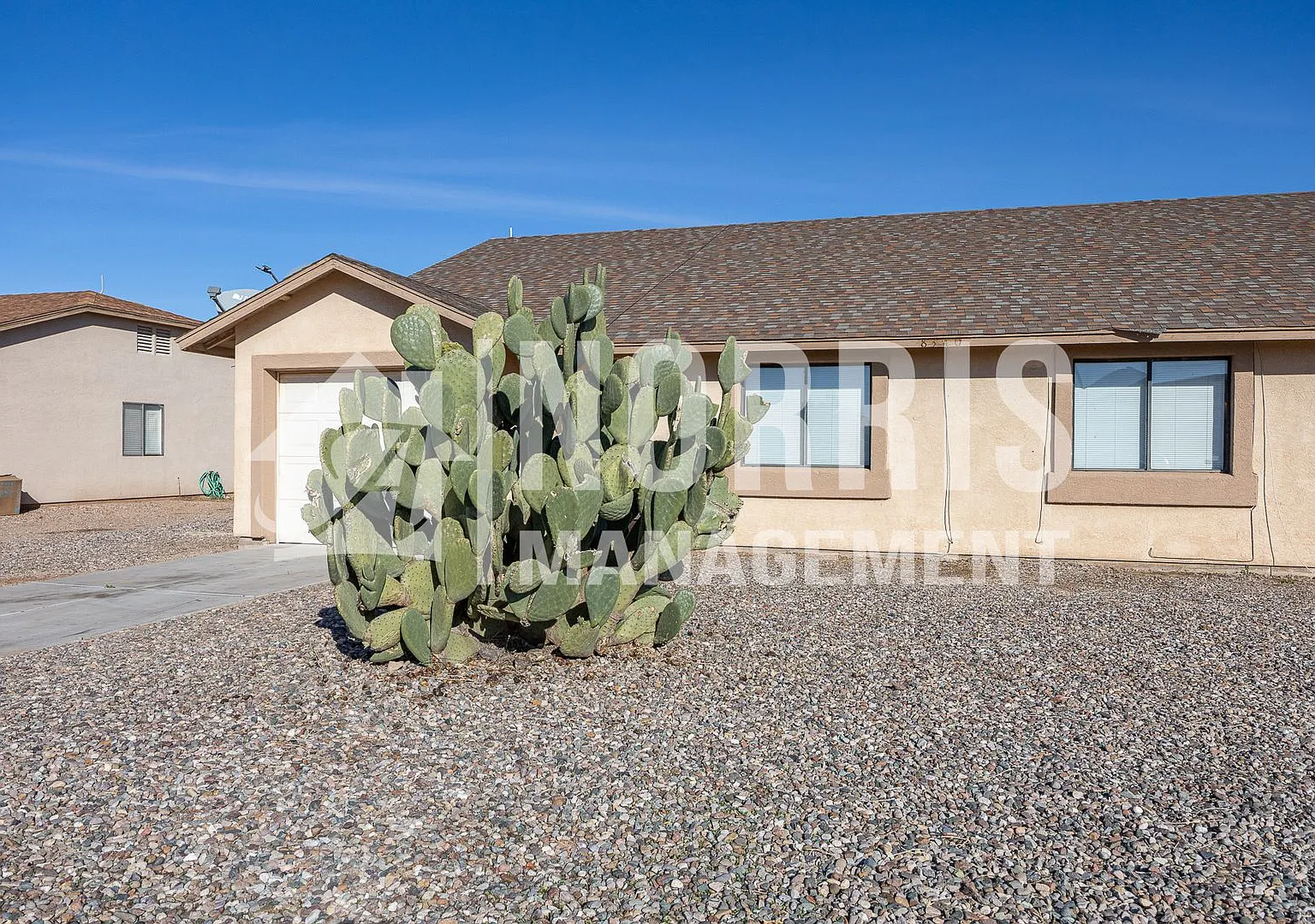 Perfect Duplex in Arizona City — Photo 3