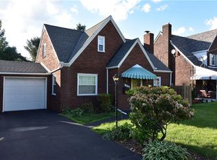 526 Commonwealth Ave, West Mifflin, PA 15122