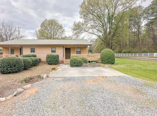 714 Dantzler Cir, Dalton, GA 30721
