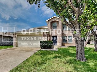 7900 Canoe Ridge Ln, Denton, TX 76210