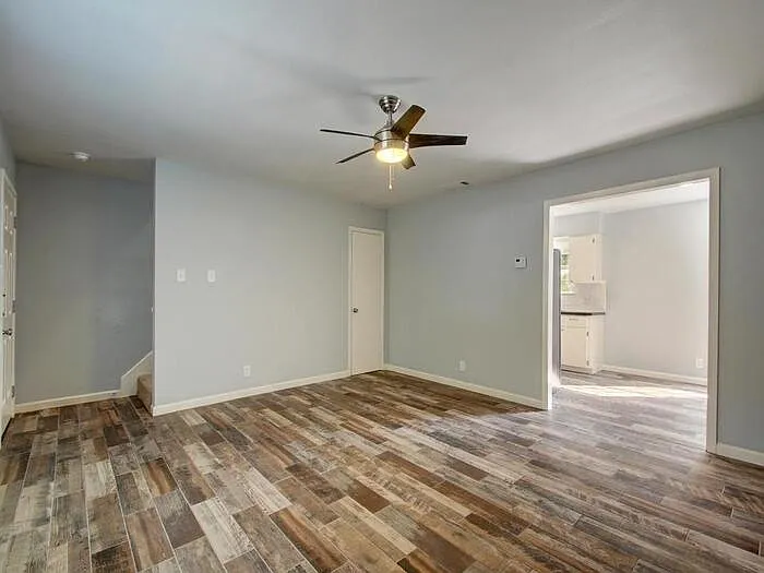2 bed, 1.5 bath, 1000 sqft, $1,495 — Photo 1