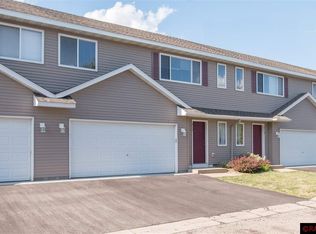 217 Tanager Path, Mankato, MN 56001