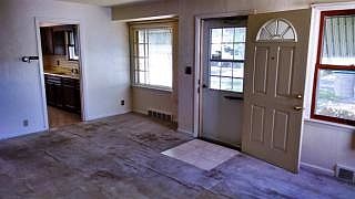 3rd image of 419 N Henrietta Ave