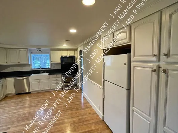 13590 W Walnut Grove Rd, Walnut Grove, CA 95690