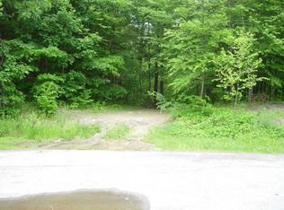 11 N Park Pl, Hyde Park, NY 12538