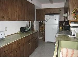 4th image of 330 E 5th St