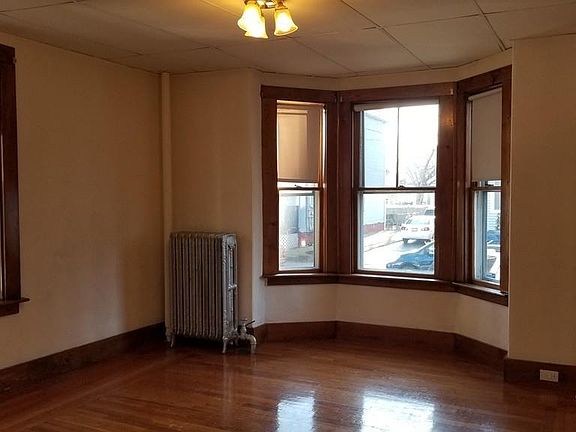 2nd image of 69 Kirtland St #1