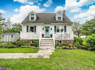 573 Schoolhouse Rd, Kennett Square, PA 19348