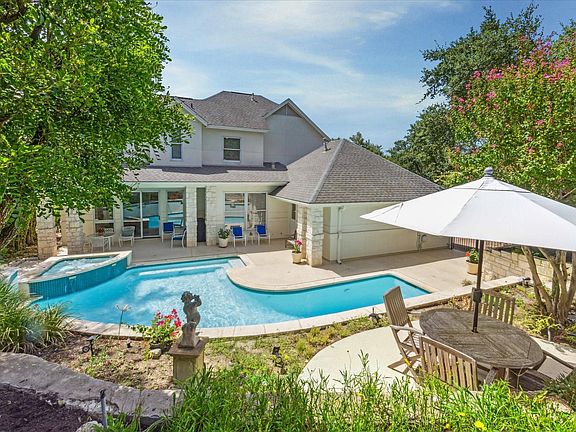 4th image of 4307 Waterford Pl