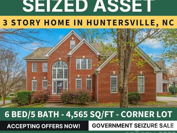 9333 Standerwick Ln, Huntersville, NC 28078