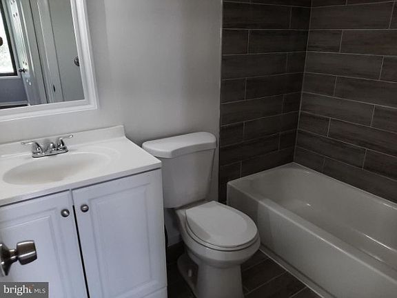 4th image of 18347 Allspice Dr